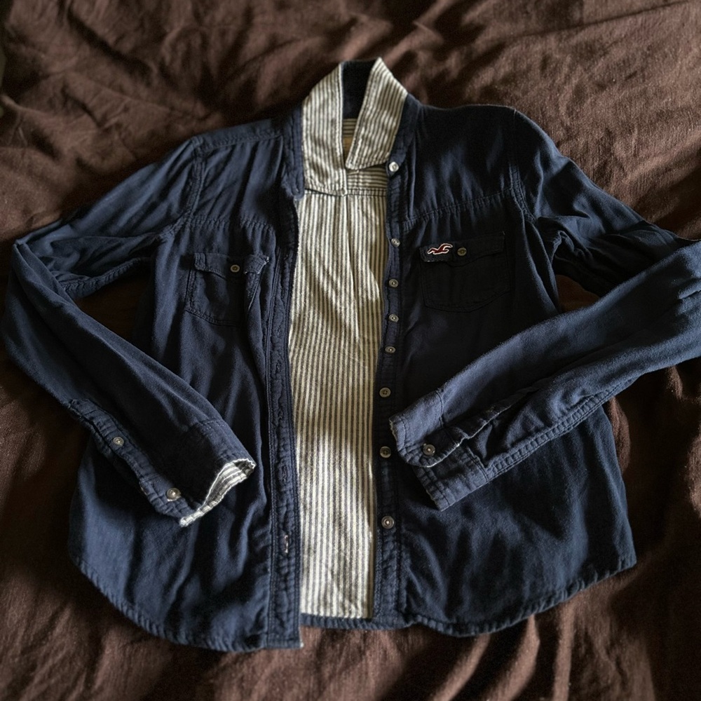 Hollister Navy Blue Button-Up Shirt with Striped Inner Lining